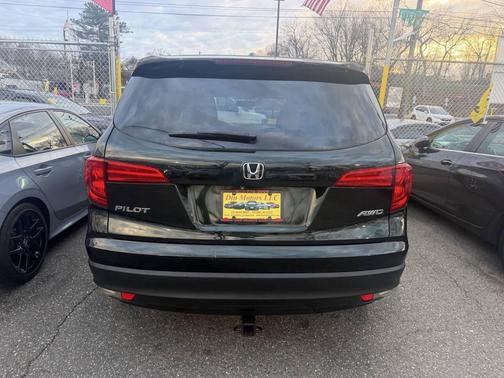 Green 2016 Honda Pilot EX-L