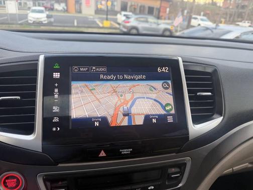 Green 2016 Honda Pilot EX-L