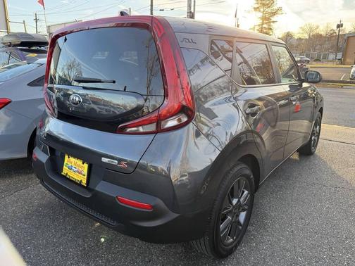 2021 Kia Soul S 4dr Crossover