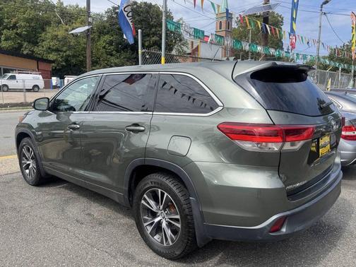 2018 Toyota Highlander LE Plus
