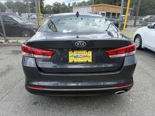 2017 Kia Optima LX