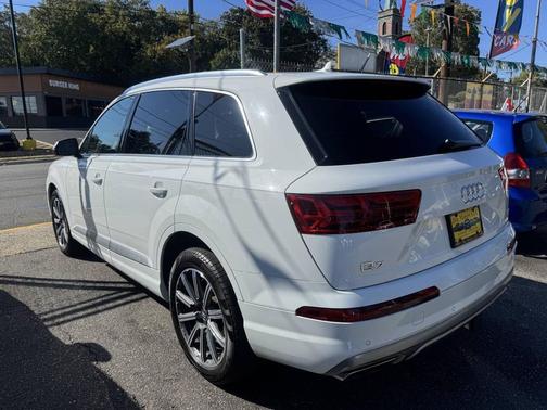 2018 Audi Q7 3.0T Premium Plus