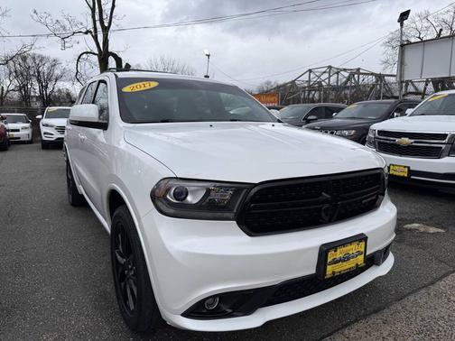 White 2017 Dodge Durango GT