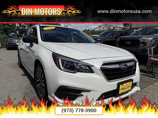 Off White 2019 Subaru Legacy Base