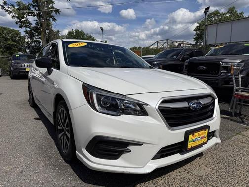 Off White 2019 Subaru Legacy Base
