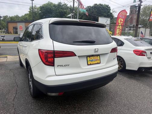 Off White 2016 Honda Pilot EX-L