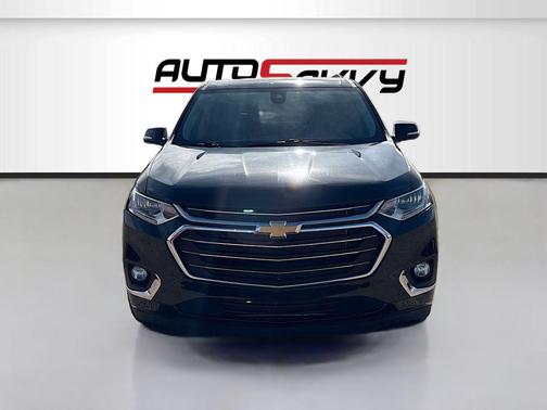 Mosaic Black Metallic 2020 Chevrolet Traverse Premier