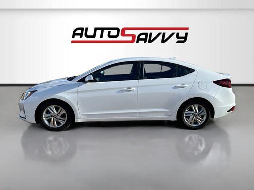 Quartz White Pearl 2019 Hyundai ELANTRA SEL