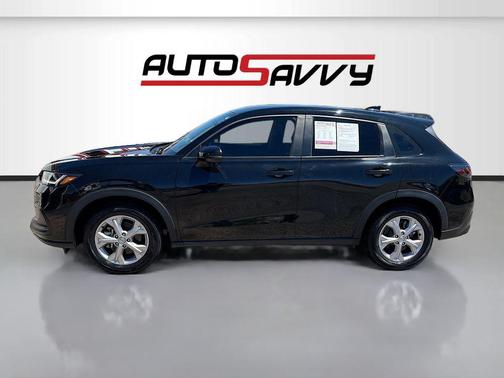 Crystal Black Pearl 2024 Honda HR-V LX