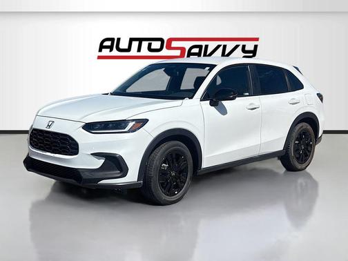 Pearl 2026 Honda HR-V AWD Sport