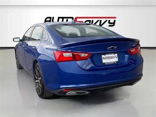 2023 Chevrolet Malibu FWD RS