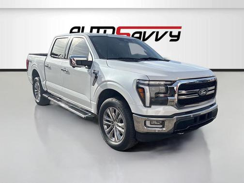 STAR WHITE METALLIC TRICOAT 2024 Ford F-150 Lariat