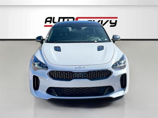 2023 Kia Stinger GT2