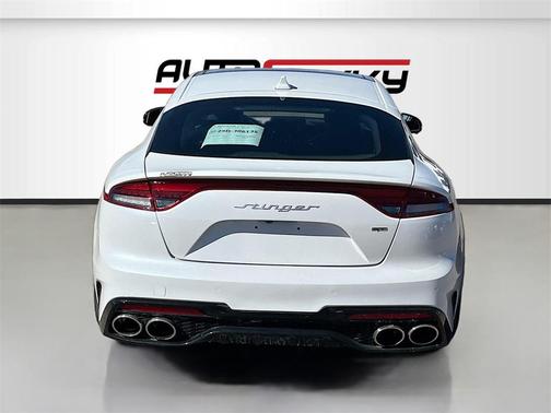 2023 Kia Stinger GT2