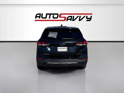 Mosaic Black Metallic 2024 Chevrolet Equinox 1LT
