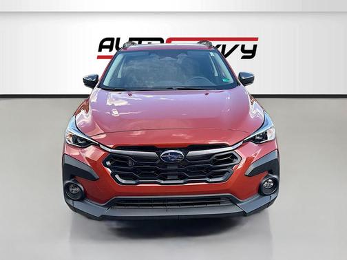 Sun Blaze Pearl 2025 Subaru Crosstrek Premium