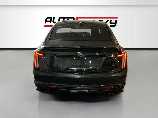 Black Diamond Tricoat 2024 Cadillac CT5-V V-Series