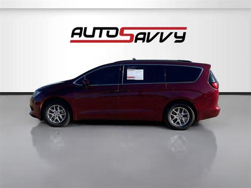 2020 Chrysler Voyager LXI