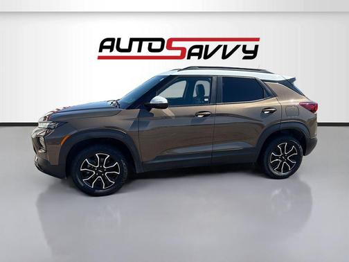 Zeus Bronze Metallic 2022 Chevrolet Trailblazer ACTIV