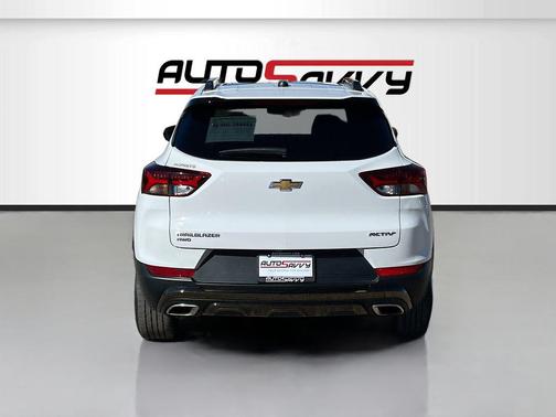 Summit White 2023 Chevrolet Trailblazer ACTIV