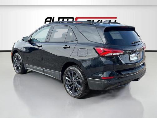 Mosaic Black Metallic 2024 Chevrolet Equinox AWD RS