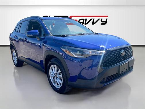 2024 Toyota Corolla Cross LE