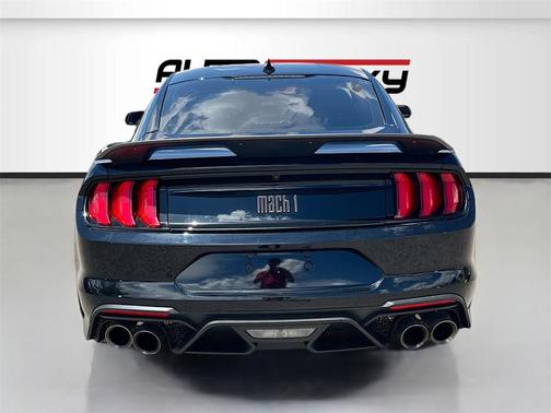 2022 Ford Mustang Mach 1 Fastback