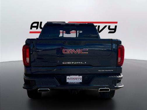 Pacific Blue Metallic 2022 GMC Sierra 1500 Denali