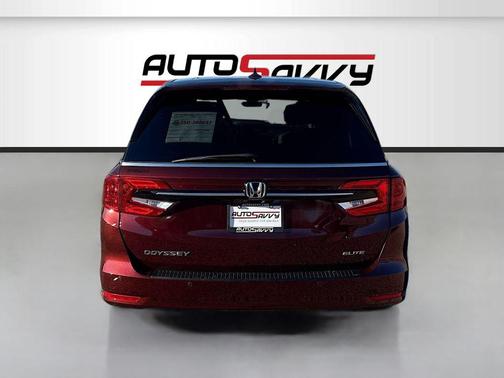 2021 Honda Odyssey Elite