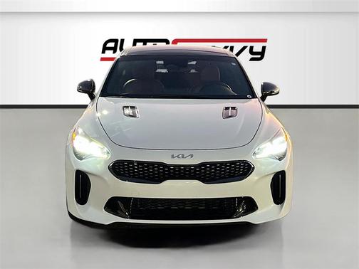 2022 Kia Stinger GT-Line