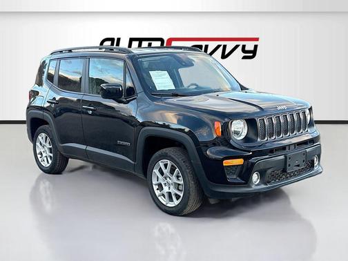 Black Clearcoat 2021 Jeep Renegade Latitude