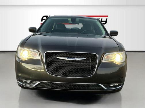 Granite Crystal Metallic Clearcoat 2021 Chrysler 300 Touring