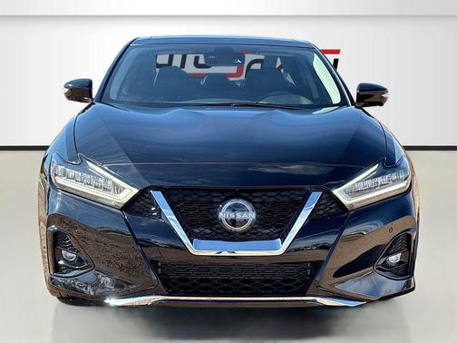 Super Black 2023 Nissan Maxima 3.5 Platinum