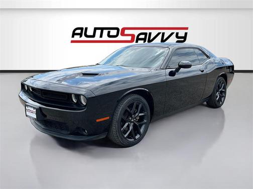2022 Dodge Challenger SXT