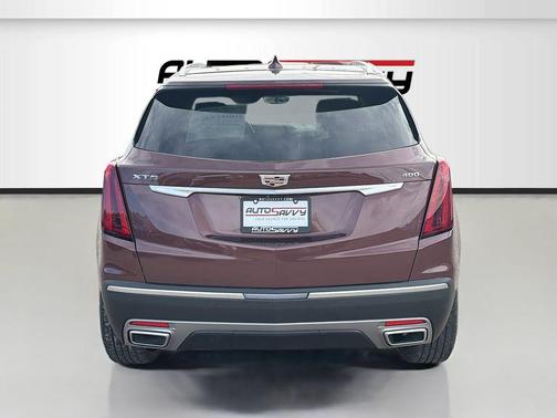 Rosewood Metallic 2022 Cadillac XT5 Premium Luxury