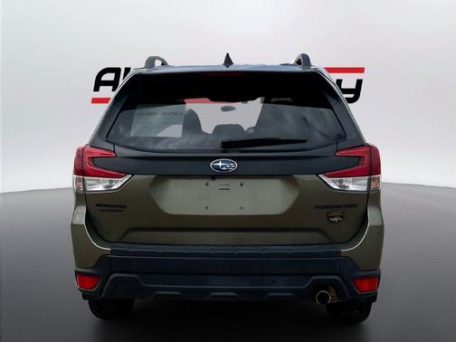 Autumn Green Metallic 2024 Subaru Forester Wilderness