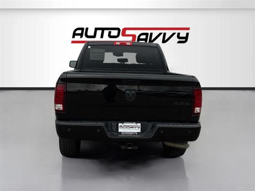 2022 RAM 1500 Classic Warlock Crew Cab 4x4 5'7' Box