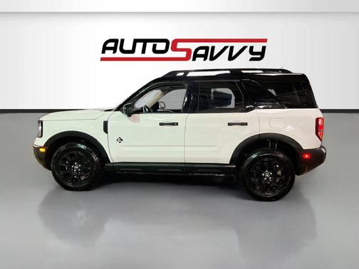 Oxford White 2025 Ford Bronco Sport Badlands