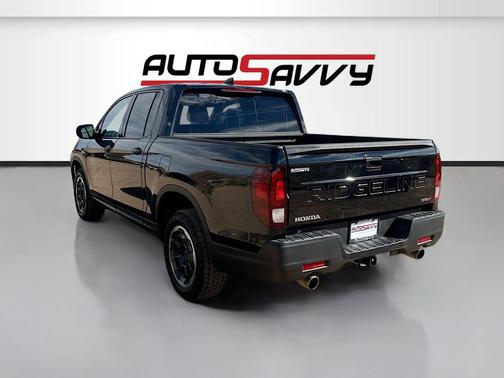 Crystal Black Pearl 2024 Honda Ridgeline Sport
