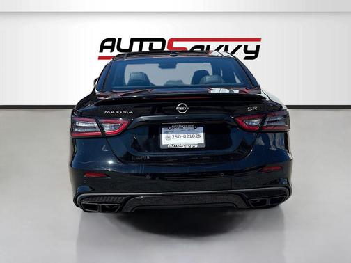 Super Black 2023 Nissan Maxima SR Xtronic CVT