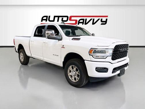 Bright White Clearcoat 2024 RAM 2500 Laramie Crew Cab 4x4 6'4' Box
