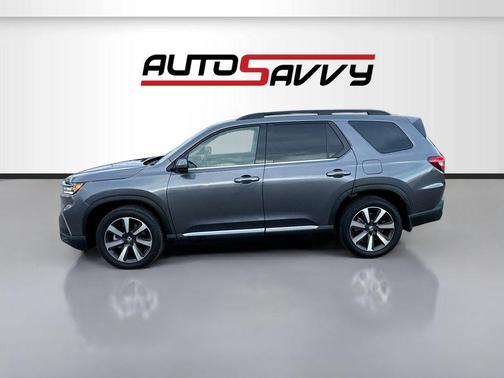 Charcoal 2025 Honda Pilot Touring 8-Passenger