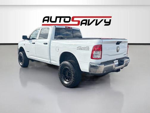 Bright White Clearcoat 2021 RAM 2500 Tradesman Crew Cab 4x4 6'4' Box
