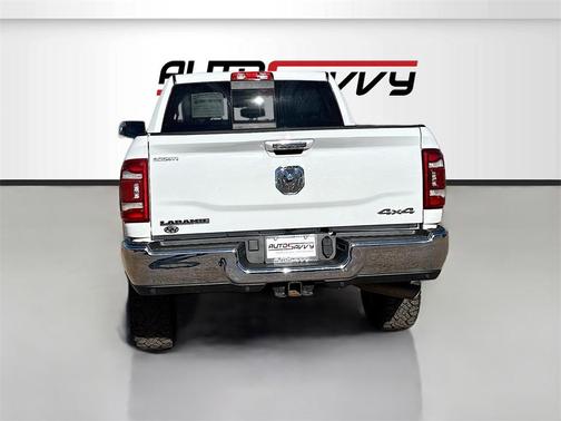 2022 RAM 2500 Laramie Crew Cab 4x4 6'4' Box