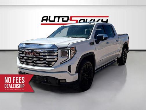 White Frost Tricoat 2025 GMC Sierra 1500 Denali