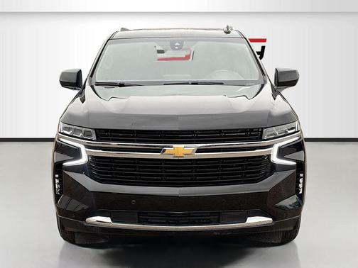 Black 2022 Chevrolet Suburban LT