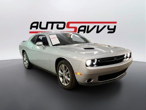 Triple Nickel Clearcoat 2023 Dodge Challenger SXT