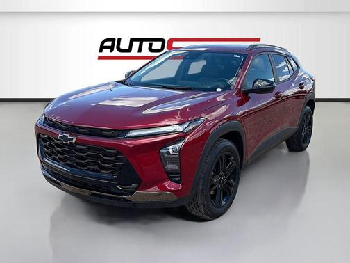 Crimson Metallic 2024 Chevrolet Trax FWD ACTIV