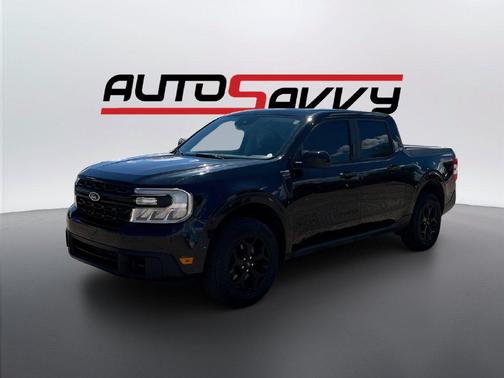 SHADOW BLACK 2023 Ford Maverick Lariat