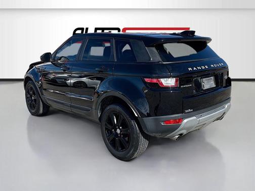 Black 2019 Land Rover Range Rover Evoque SE